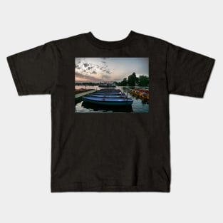 Sunset at Windsor and boat trip Kids T-Shirt